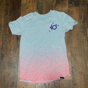 Kevin Durant Nike shirt, 100% cotton, size small, gray with designs on frontback